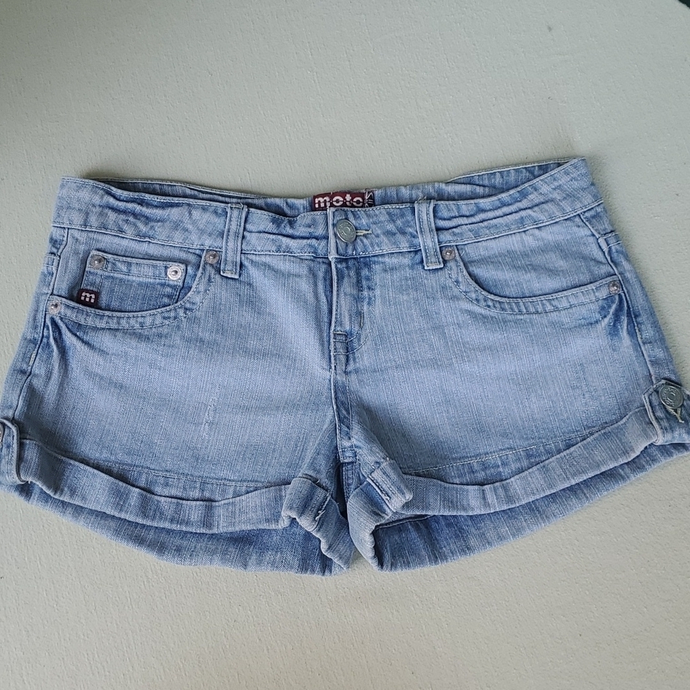 MOTO- JEAN SHORTS